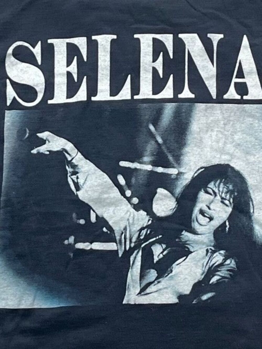 Selena Preowned Medium T-shirt
